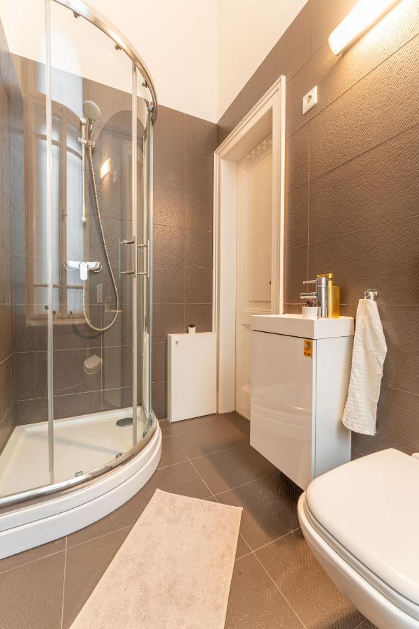 Matilda Luxury Suite Apartment Budapest Ngoại thất bức ảnh