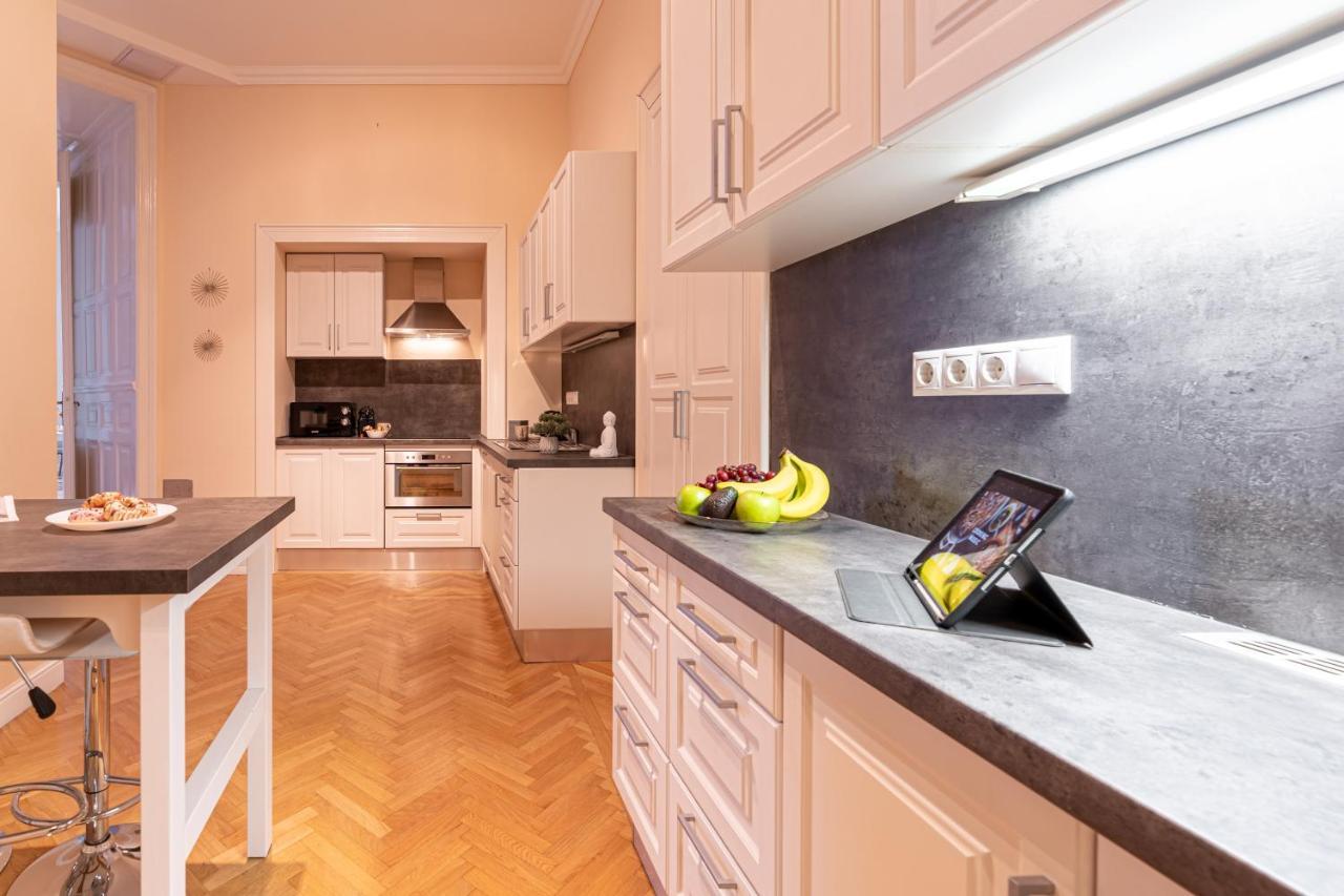 Matilda Luxury Suite Apartment Budapest Ngoại thất bức ảnh